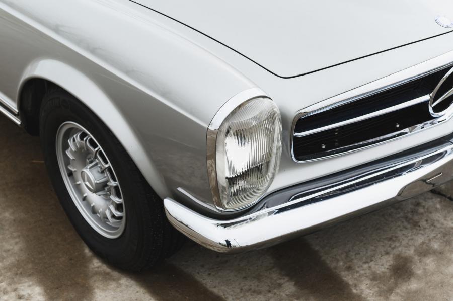 Детали экстерьера Mercedes-Benz 280 SL (W113) 1969 года  (EU) (фото 46 из 141)